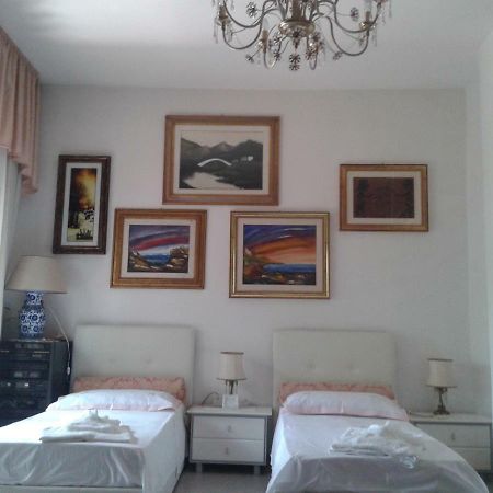 B&B Tra I Mari Del Salento Лечче Экстерьер фото