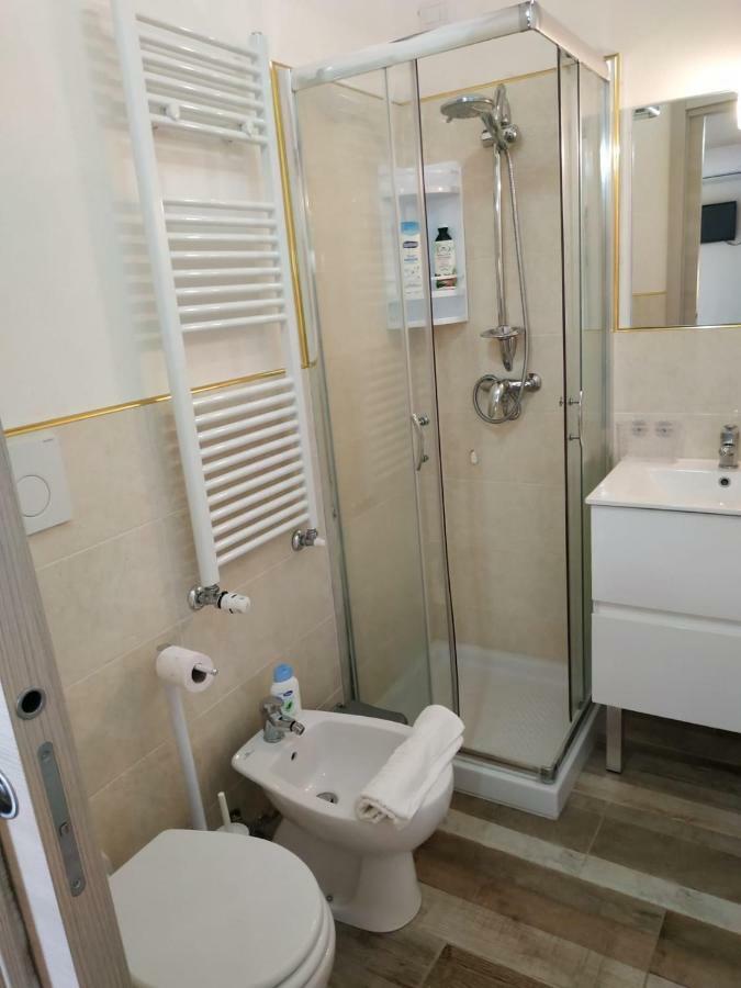 B&B Tra I Mari Del Salento Лечче Экстерьер фото