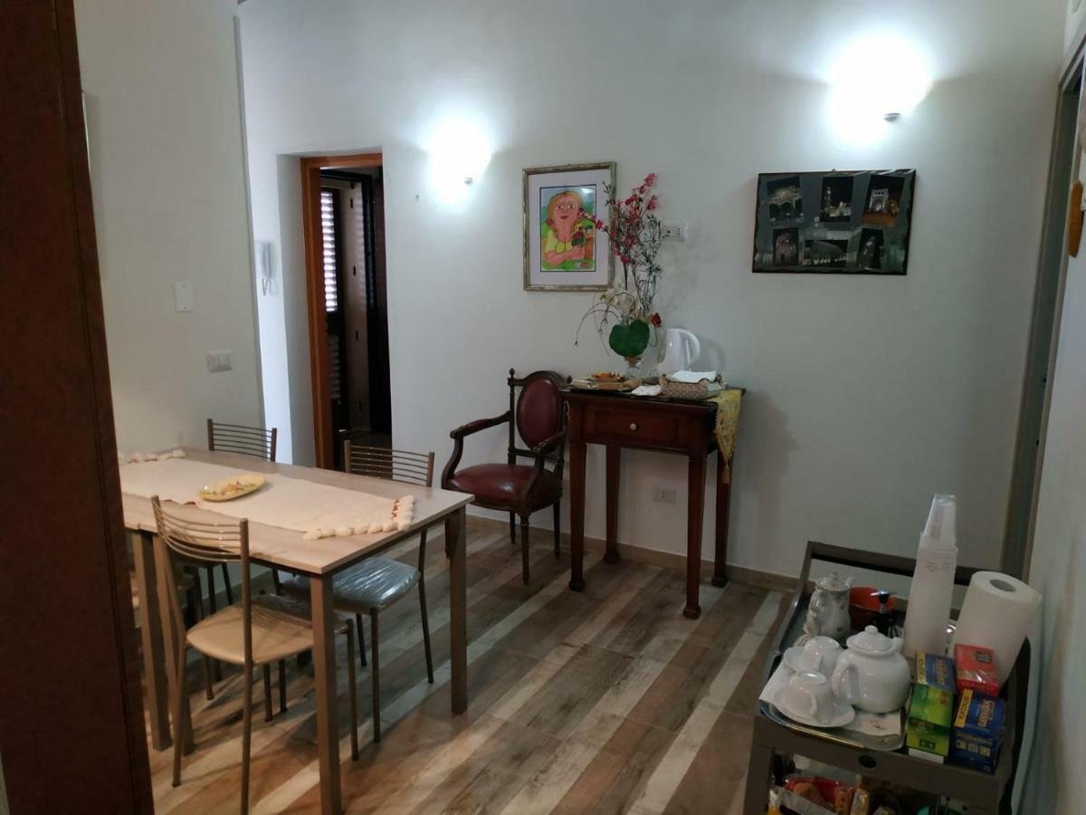 B&B Tra I Mari Del Salento Лечче Экстерьер фото